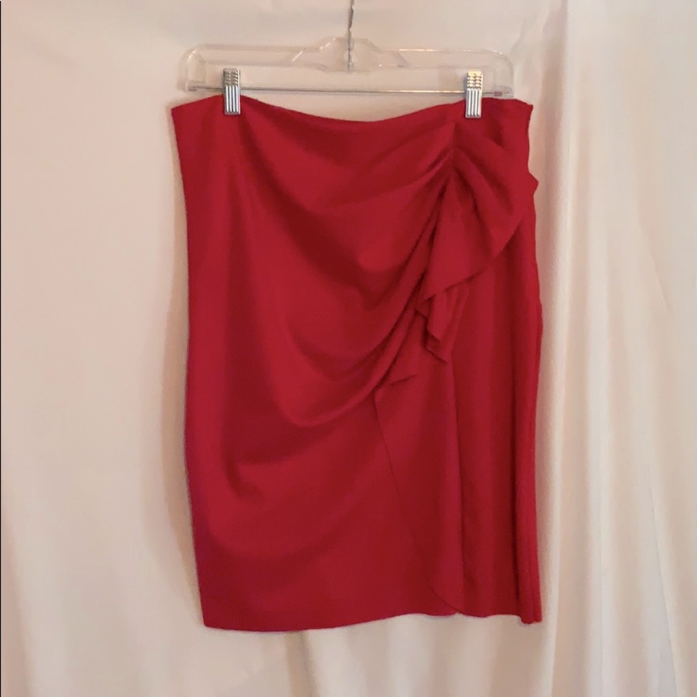 New York & Co Red Ruched Ruffled Skirt Size 10
